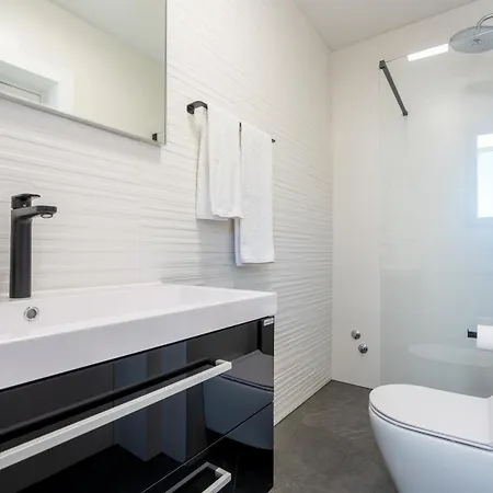 Apartment With Parking Space Krvavica, - 23434