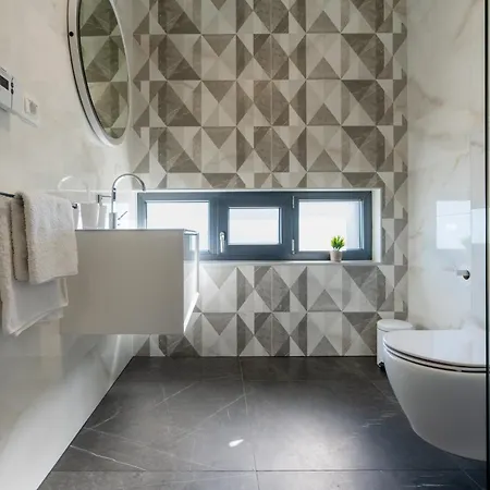 Apartment With Parking Space Krvavica, - 23434